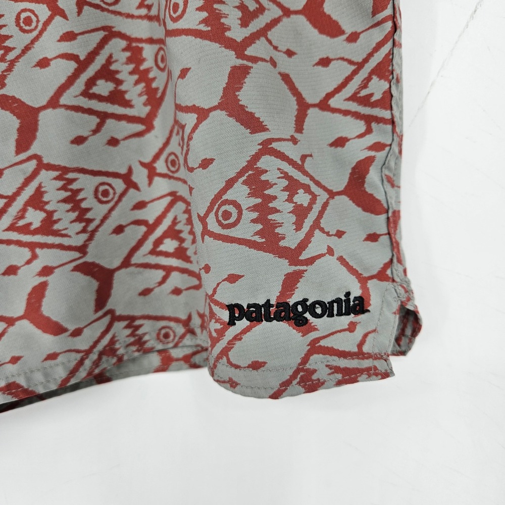 Patagonia Board Shorts Mens Sz 36 Swim Trunks Drawstring Gray Red Summer Beach - Picture 2 of 11